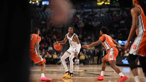 Georgia Tech guard Miles Kelly vs Syracuse